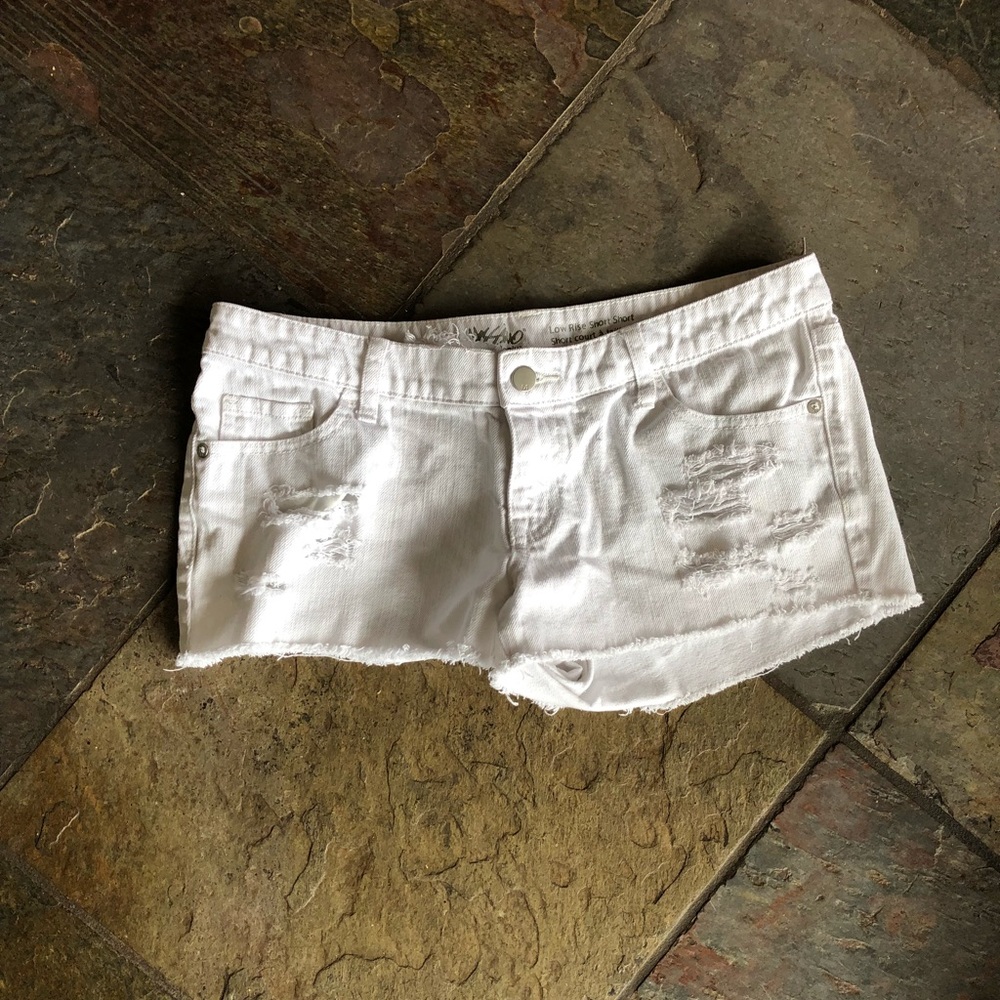 Mossimo supply co low rise short shorts white